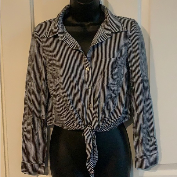 Striped Top with Knot - Picture 2 of 2